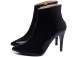 Bota Cano Medio Bico Fino Verniz Preto Ref 50b-a